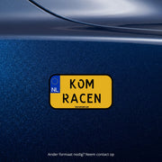 3x Kom Racen Kentekenplaatstickers – formaatvoorbeeld